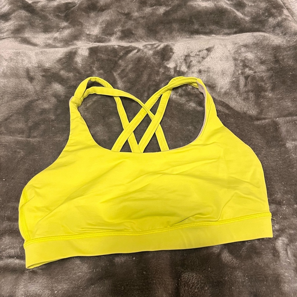 Lululemon cross back sports bra. Sz 6